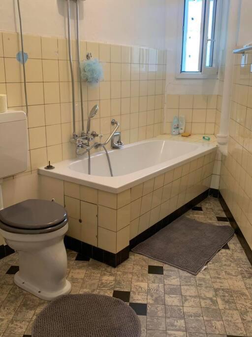 Apartments - 3 Rooms, 3-5 Person 에센 외부 사진